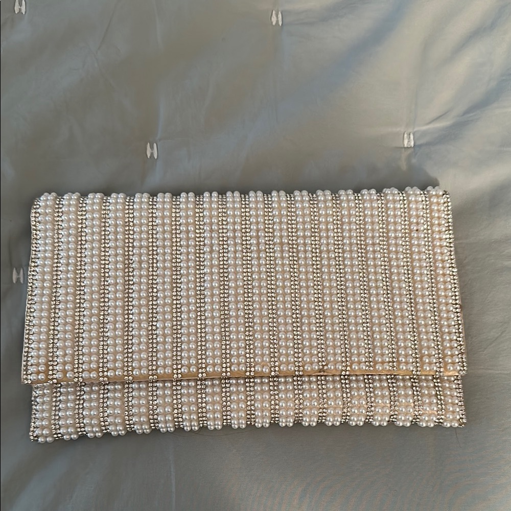 Nina rhinestone & Pearl evening clutch